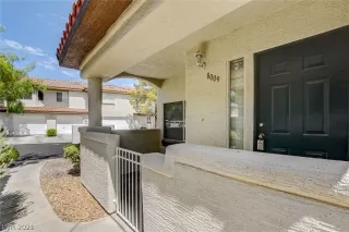 Photo #3: 2313223 Listing 