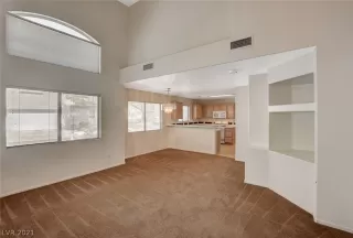 Photo #4: 2313223 Listing 