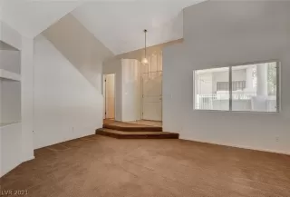 Photo #6: 2313223 Listing 