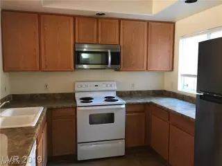 Photo #5: 2313224 Listing 