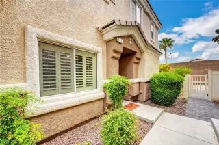 Photo #2: 2313231 Listing