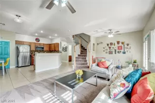 Photo #6: 2313231 Listing