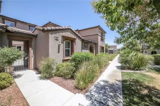 Photo #1: 2313235 Listing 