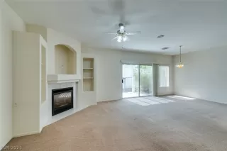 Photo #4: 2313260 Listing
