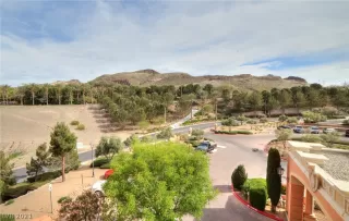 Photo #1: 2313371 Listing