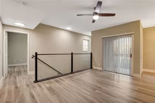 Photo #4: 2313394 Listing 