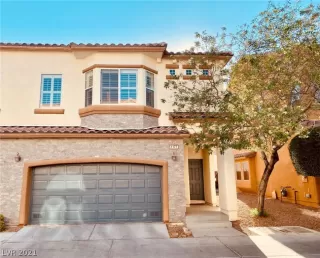 Photo #1: 2313405 Listing