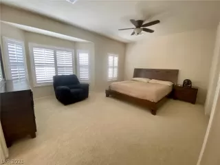 Photo #3: 2313405 Listing