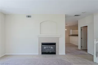 Photo #6: 2313475 Listing