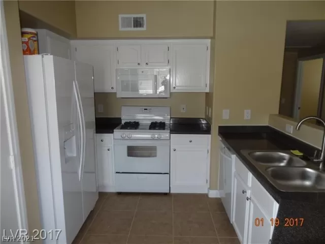 MLS: 2313611 Condo For Sale