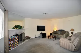 Photo #2: 2313636 Listing