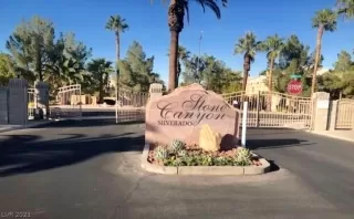 Photo #1: 2313649 Listing