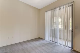 Photo #4: 2313665 Listing 