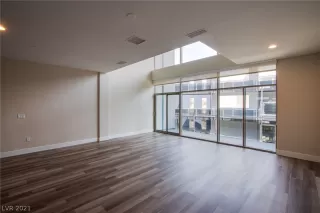 Photo #6: 2313715 Listing 