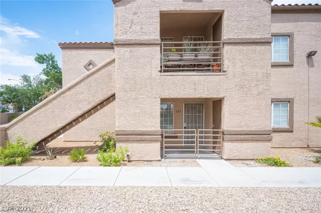 MLS: 2313746 Condo For Sale