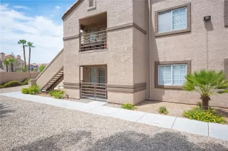 Photo #2: 2313746 Listing 