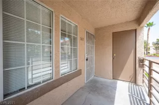 Photo #4: 2313746 Listing 