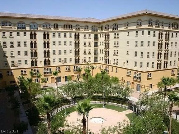 MLS: 2313764 Condo For Sale