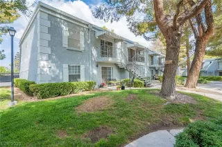 Photo #1: 2313812 Listing 