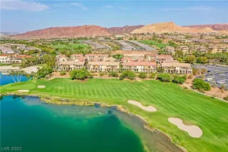 Photo #4: 2313819 Listing 