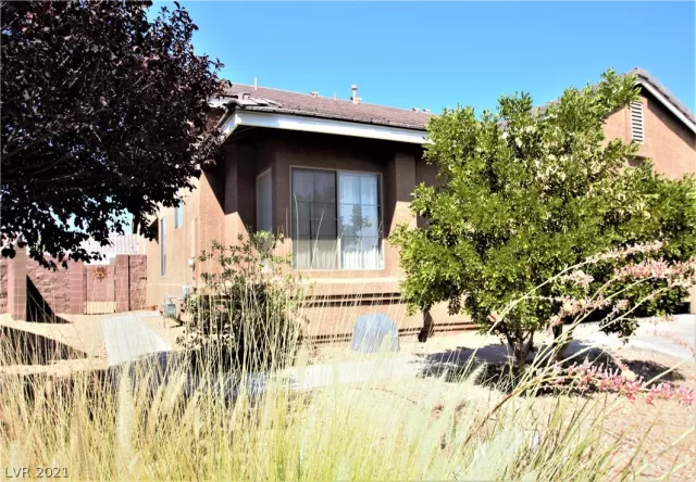 MLS: 2313832 Condo For Sale