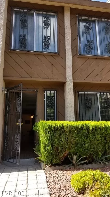 MLS: 2313838 Condo For Sale