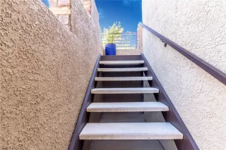 Photo #4: 2313910 Listing 