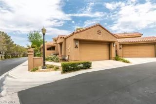 Photo #1: 2313914 Listing 