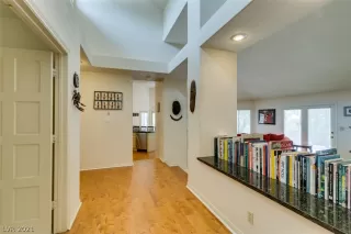 Photo #6: 2313914 Listing 