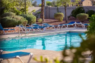 Photo #2: 2313977 Listing