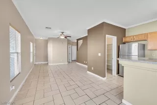 Photo #2: 2313980 Listing