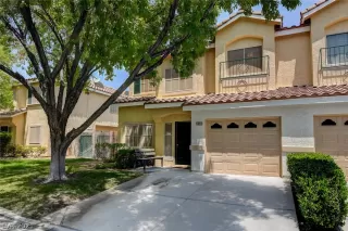 Photo #2: 2314005 Listing