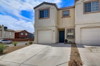 Photo #3: 2314032 Listing