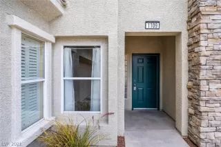 Photo #1: 2314043 Listing