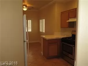 Photo #6: 2314077 Listing 