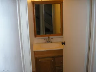 Photo #3: 2314078 Listing