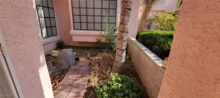 Photo #1: 2314090 Listing