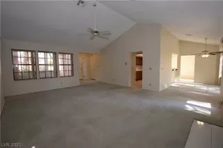 Photo #4: 2314090 Listing