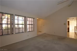 Photo #5: 2314090 Listing