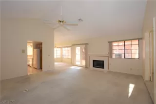 Photo #6: 2314090 Listing