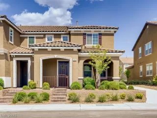 Photo #1: 2314092 Listing