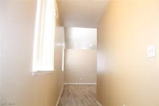 Photo #5: 2314104 Listing 