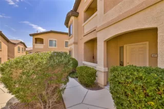 Photo #3: 2314133 Listing