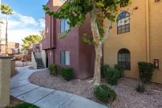 Photo #4: 2314148 Listing