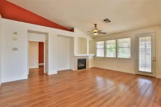 Photo #2: 2314155 Listing 