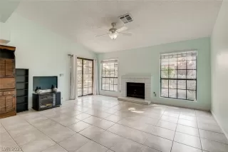 Photo #1: 2314166 Listing 