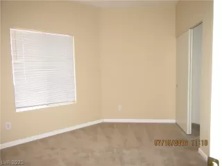 Photo #5: 2314182 Listing 