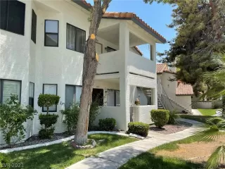 Photo #1: 2314184 Listing