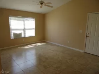 Photo #6: 2314190 Listing 