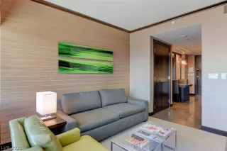 Photo #2: 2314237 Listing